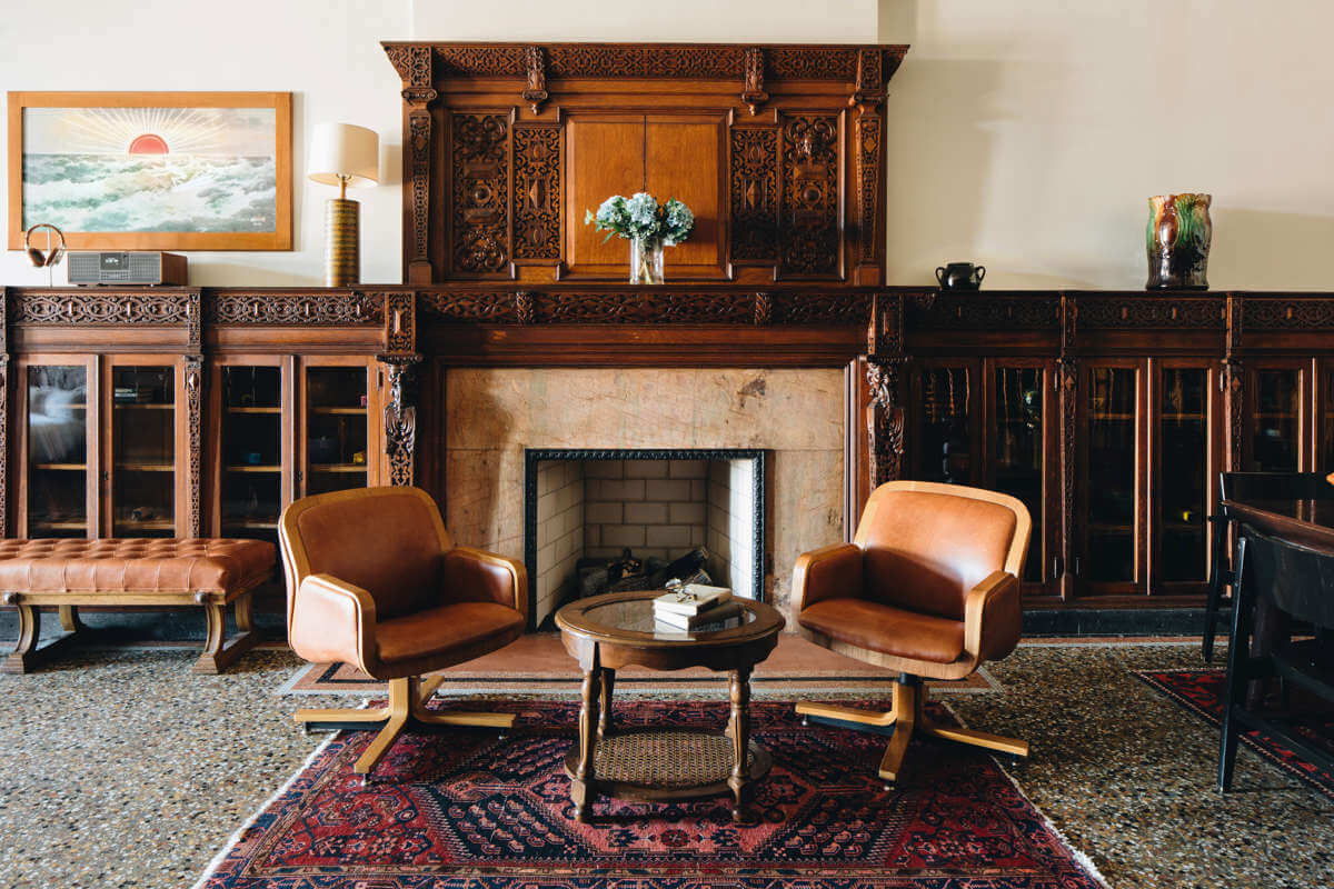 Chicago Athletic Association Hotel Lobby